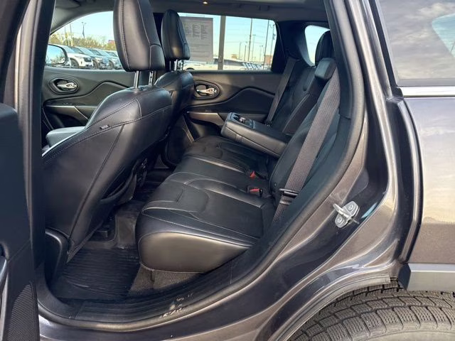 2019 Granite Crystal Metallic Clearcoat Jeep Cherokee Limited 4X4 SUV