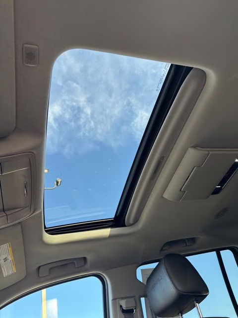 2017 Mineral Metallic GMC Yukon XL Denali 4X4 SUV