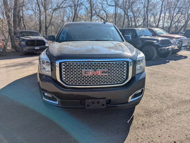 2017 Iridium Metallic GMC Yukon SLT 4X4 SUV