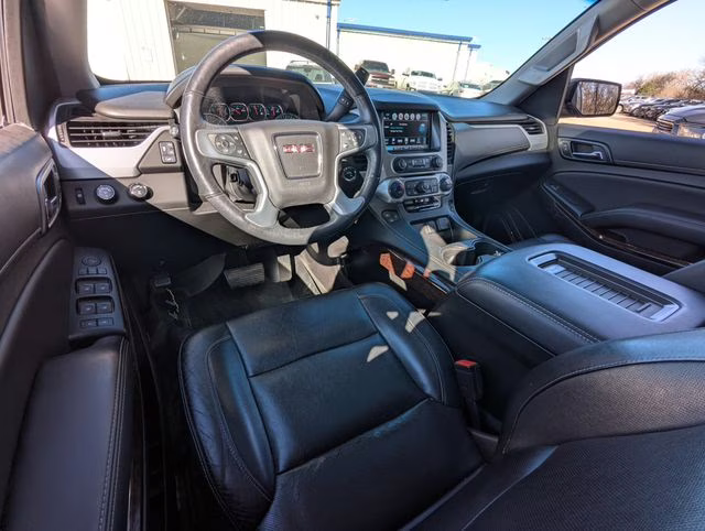 2017 Iridium Metallic GMC Yukon SLT 4X4 SUV