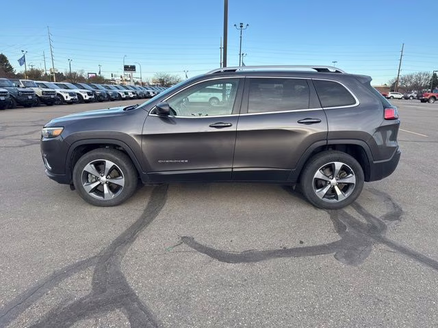 2019 Granite Crystal Metallic Clearcoat Jeep Cherokee Limited 4X4 SUV