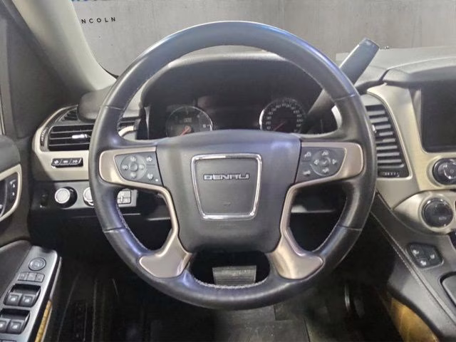 2017 Mineral Metallic GMC Yukon XL Denali 4X4 SUV
