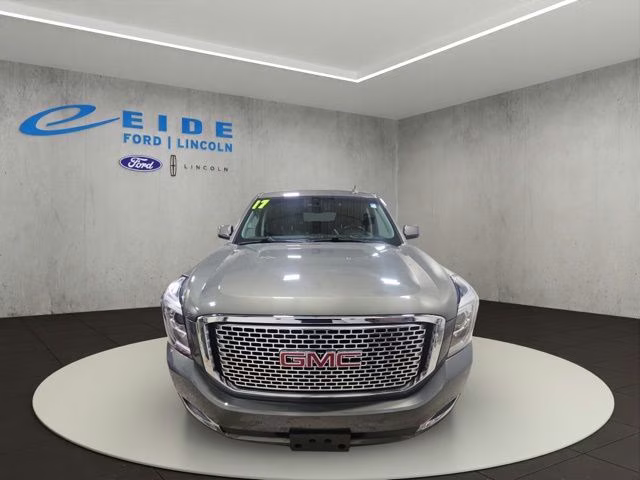 2017 Mineral Metallic GMC Yukon XL Denali 4X4 SUV