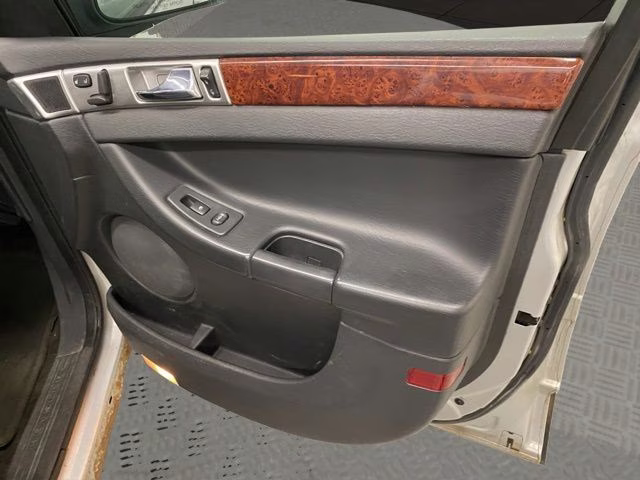 2005 Bright Silver Metallic Clearcoat Chrysler Pacifica Touring AWD SUV