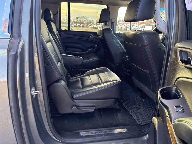 2017 Mineral Metallic GMC Yukon XL Denali 4X4 SUV