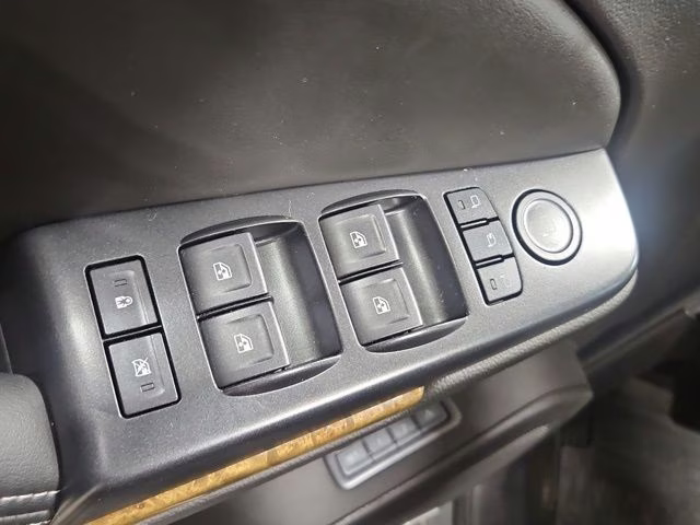 2017 Mineral Metallic GMC Yukon XL Denali 4X4 SUV