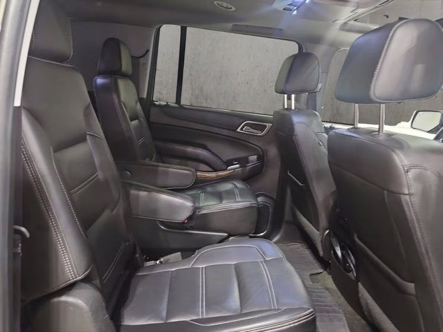 2017 Mineral Metallic GMC Yukon XL Denali 4X4 SUV