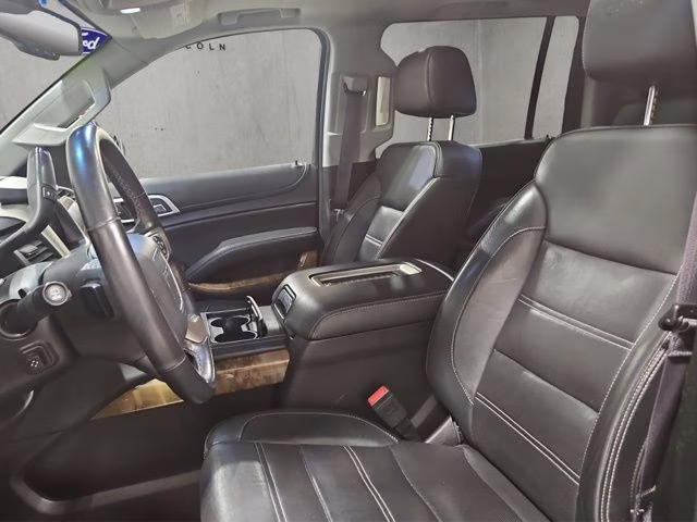 2017 Mineral Metallic GMC Yukon XL Denali 4X4 SUV