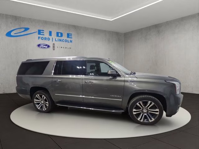 2017 Mineral Metallic GMC Yukon XL Denali 4X4 SUV