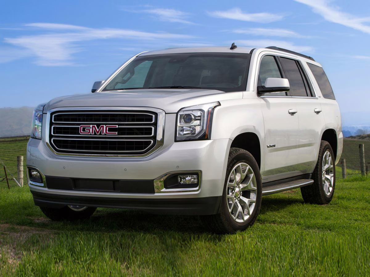2017 Gray GMC Yukon SLT 4X4 SUV