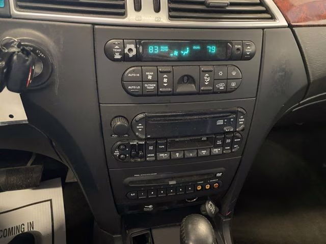 2005 Bright Silver Metallic Clearcoat Chrysler Pacifica Touring AWD SUV
