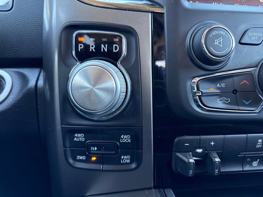 2018 Brilliant Black Crystal Pearlcoat Ram 1500 Night 4X4 Truck