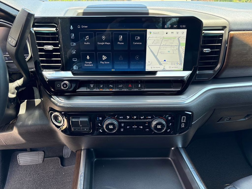 2024 Summit White Chevrolet Silverado 3500HD High Country 4X4 Truck
