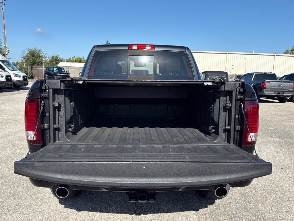 2018 Brilliant Black Crystal Pearlcoat Ram 1500 Night 4X4 Truck