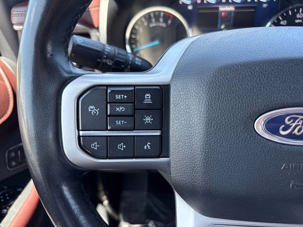 2023 Agate Black Metallic Ford Expedition Limited RWD SUV