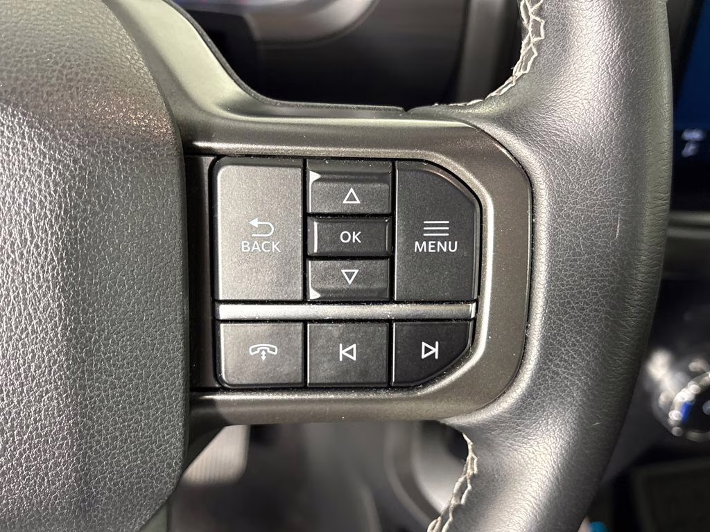 2024 Oxford White Ford F-150 XLT 4X4 Truck