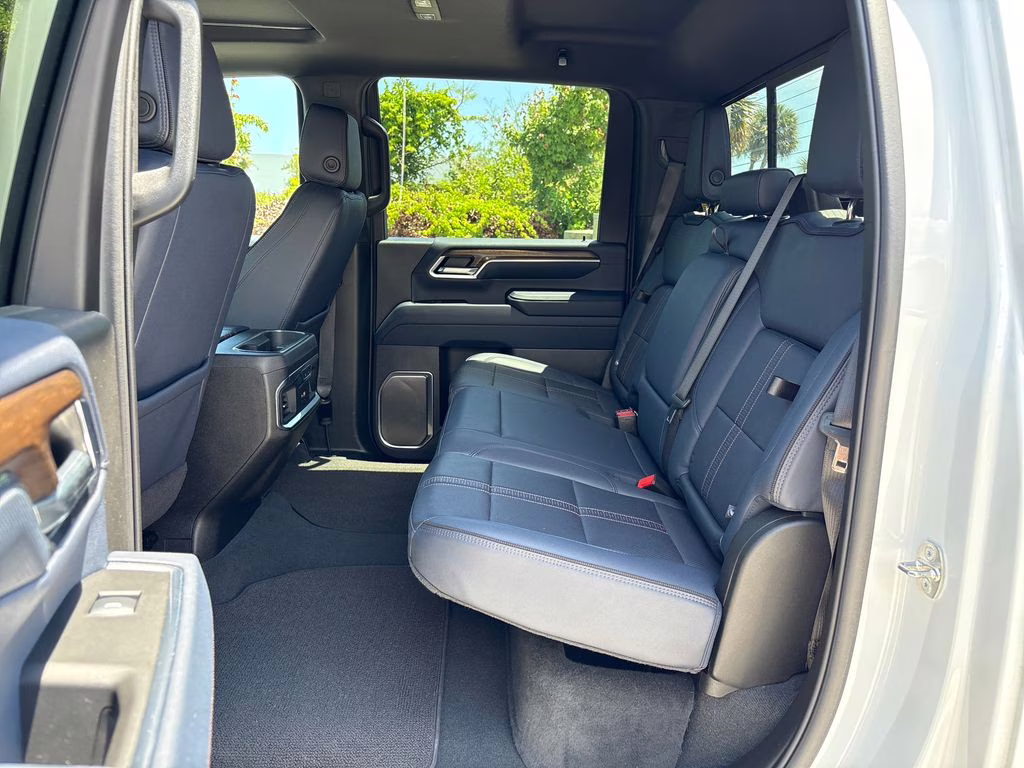 2024 Summit White Chevrolet Silverado 3500HD High Country 4X4 Truck