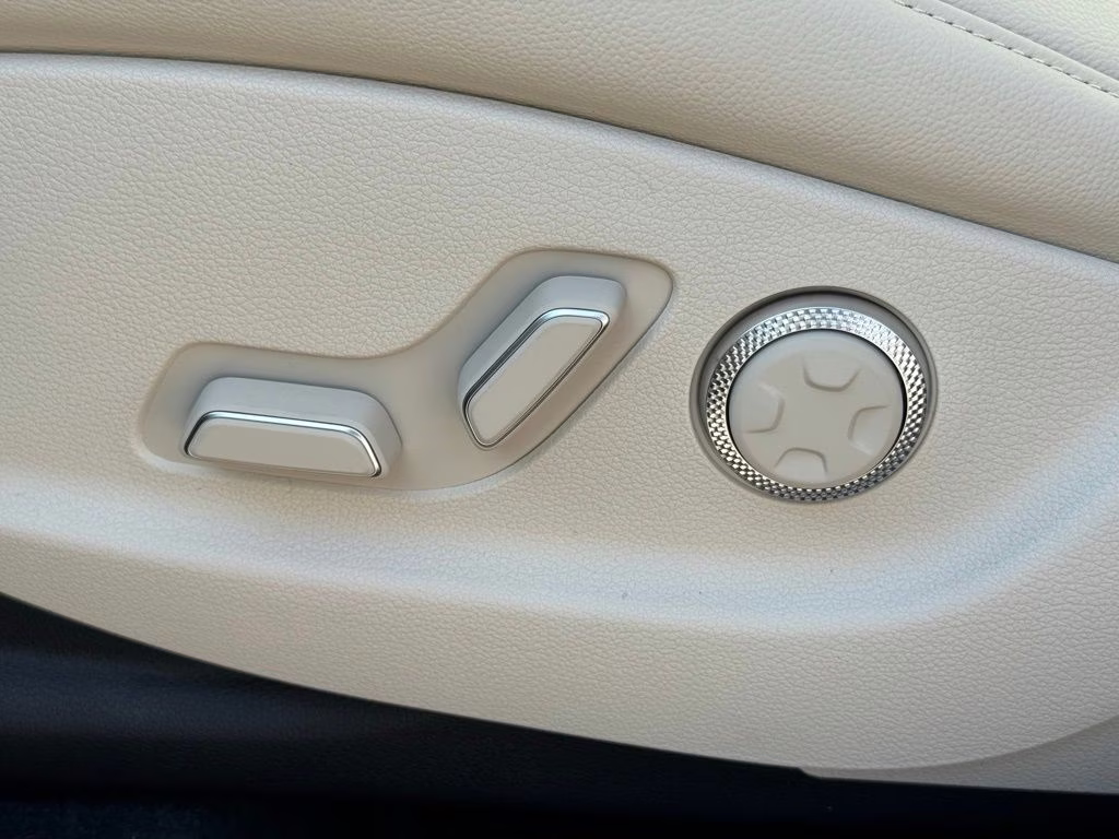 2026 Makalu Gray Genesis GV80 2.5T Select AWD SUV