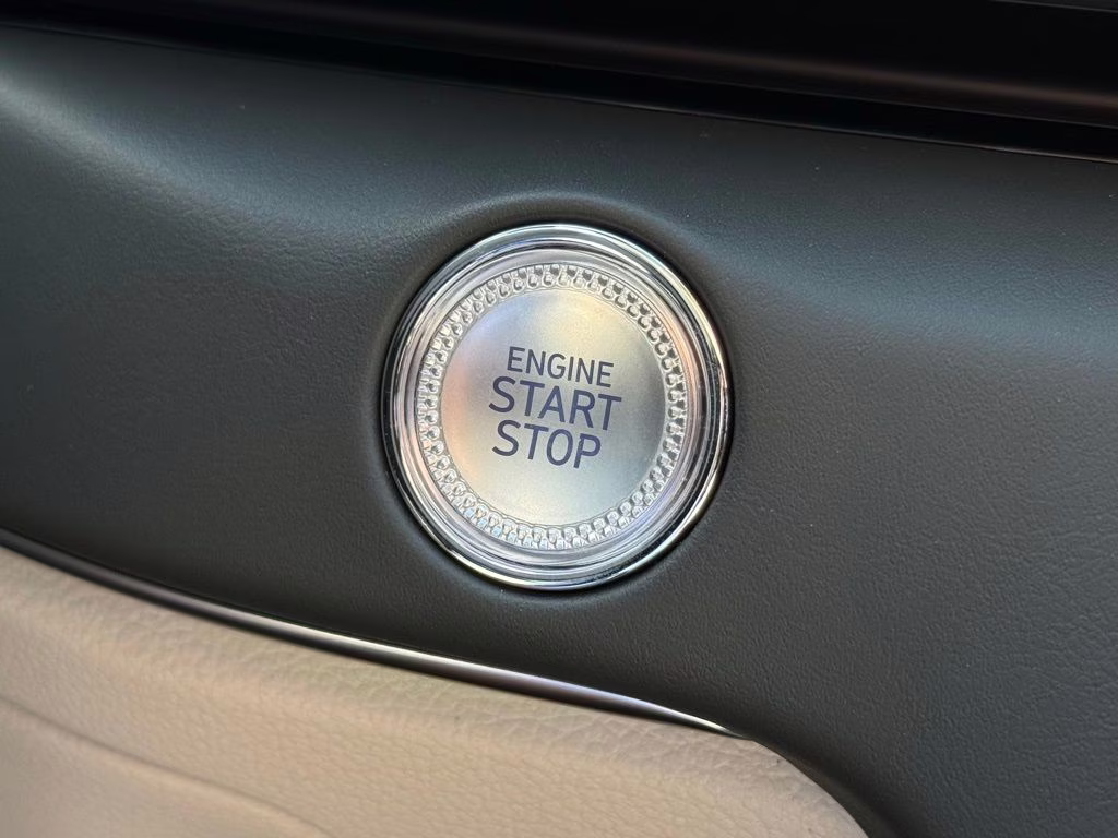 2026 Makalu Gray Genesis GV80 2.5T Select AWD SUV