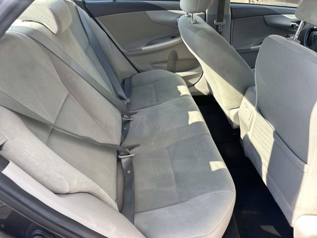 2013 Magnetic Gray Metallic Toyota Corolla LE FWD Sedan