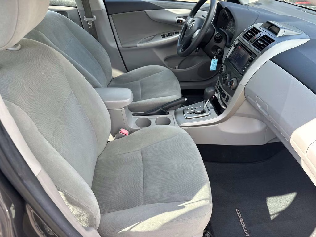 2013 Magnetic Gray Metallic Toyota Corolla LE FWD Sedan