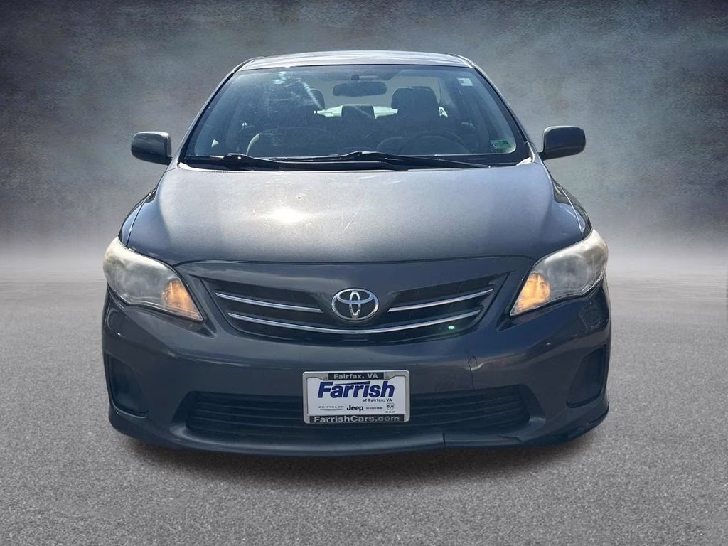 2013 Magnetic Gray Metallic Toyota Corolla LE FWD Sedan