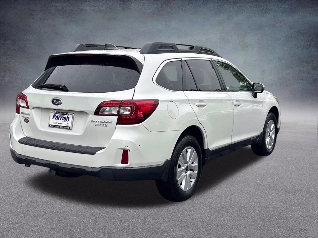 2017 Crystal White Pearl Subaru Outback 2.5i Premium AWD SUV