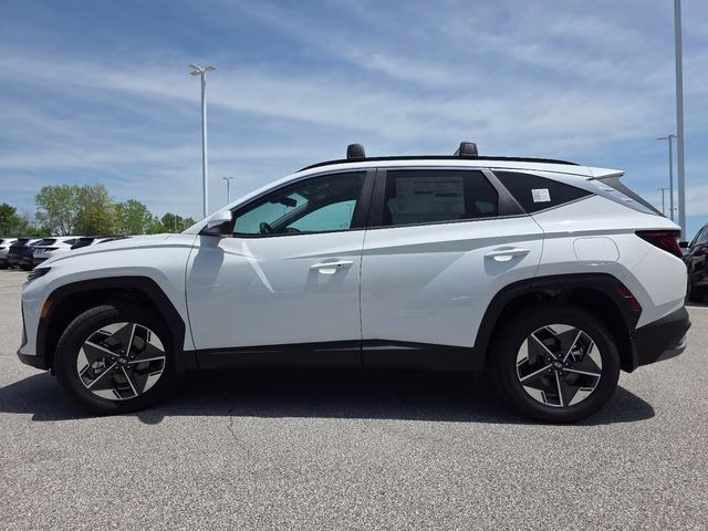 2026 White Pearl Hyundai Tucson SEL AWD SUV