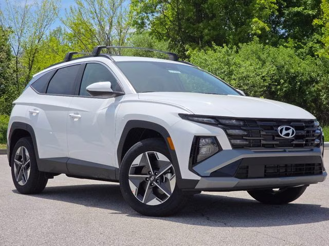 2026 White Pearl Hyundai Tucson SEL AWD SUV