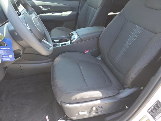 2026 White Pearl Hyundai Tucson SEL AWD SUV