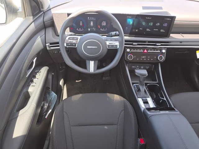 2026 White Pearl Hyundai Tucson SEL AWD SUV