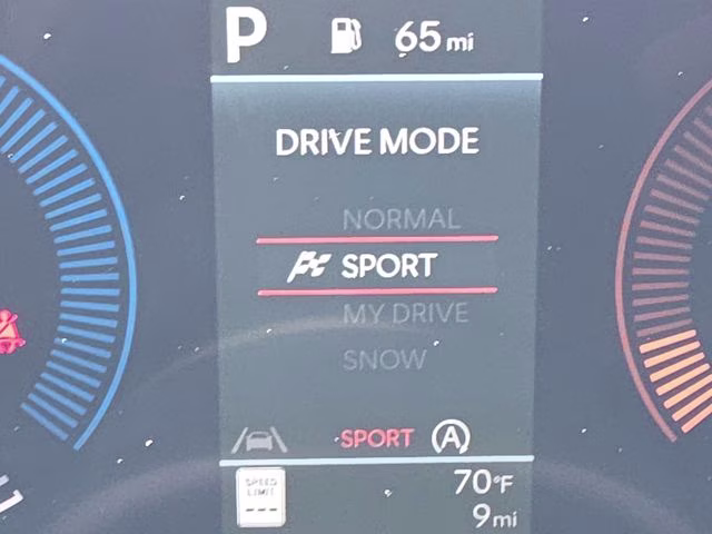 2026 White Pearl Hyundai Tucson SEL AWD SUV
