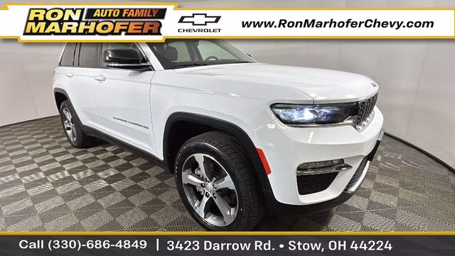 2023 Bright White Clearcoat Jeep Grand Cherokee 4xe 4X4 SUV