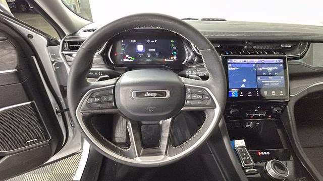 2023 Bright White Clearcoat Jeep Grand Cherokee 4xe 4X4 SUV