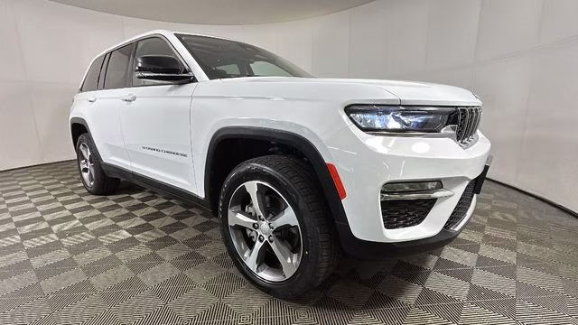 2023 Bright White Clearcoat Jeep Grand Cherokee 4xe 4X4 SUV