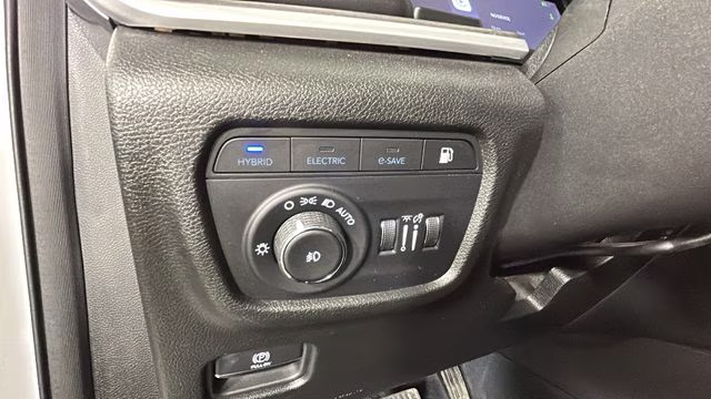 2023 Bright White Clearcoat Jeep Grand Cherokee 4xe 4X4 SUV