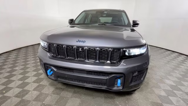 2024 Baltic Gray Metallic Clearcoat Jeep Grand Cherokee 4xe 4X4 SUV