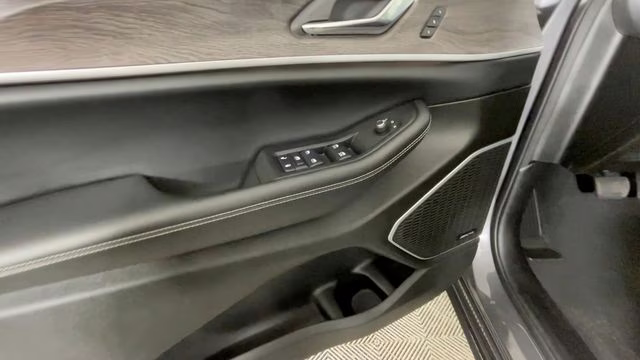 2024 Baltic Gray Metallic Clearcoat Jeep Grand Cherokee 4xe 4X4 SUV