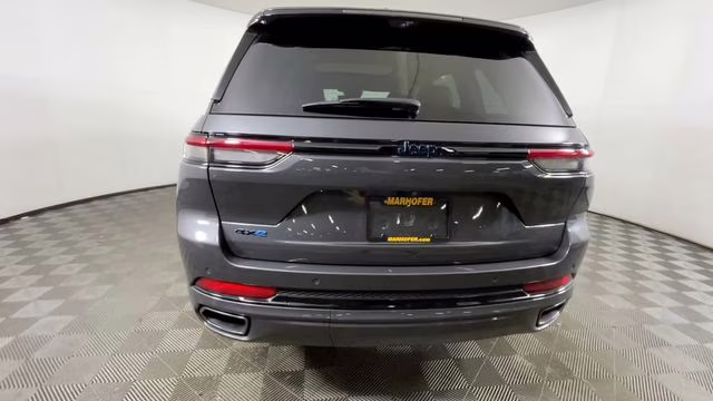 2024 Baltic Gray Metallic Clearcoat Jeep Grand Cherokee 4xe 4X4 SUV