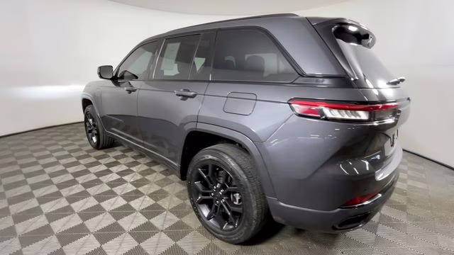 2024 Baltic Gray Metallic Clearcoat Jeep Grand Cherokee 4xe 4X4 SUV