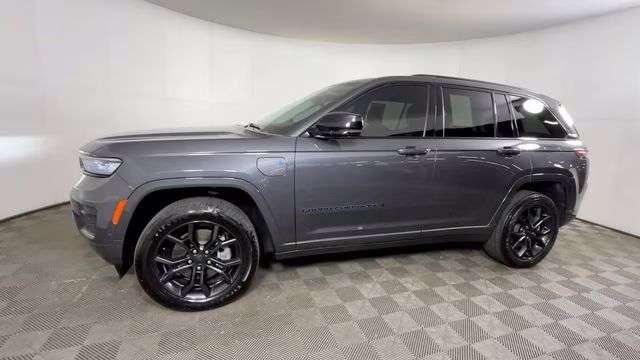 2024 Baltic Gray Metallic Clearcoat Jeep Grand Cherokee 4xe 4X4 SUV