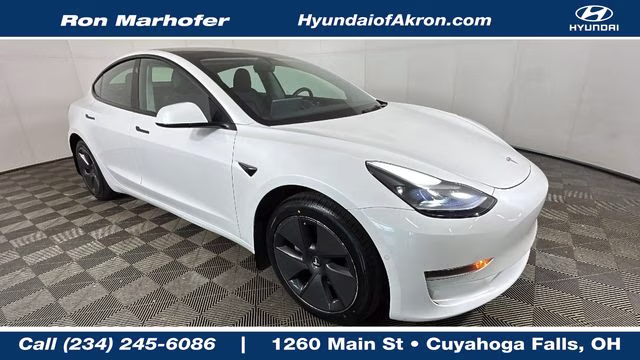 2021 Pearl White Multi-Coat Tesla Model 3 Standard Range Plus RWD Sedan
