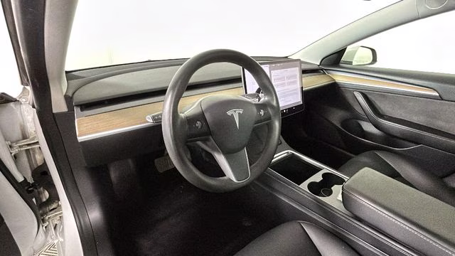 2021 Pearl White Multi-Coat Tesla Model 3 Standard Range Plus RWD Sedan
