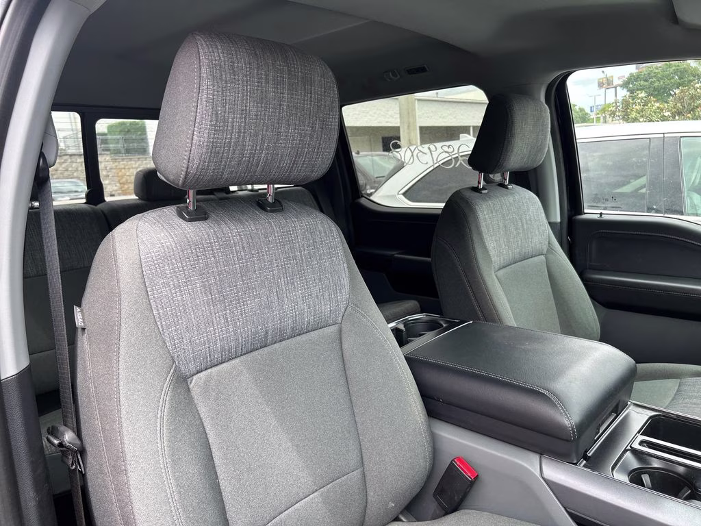 2023 Antimatter Blue Metallic Ford F-150 XLT 4X4 Truck