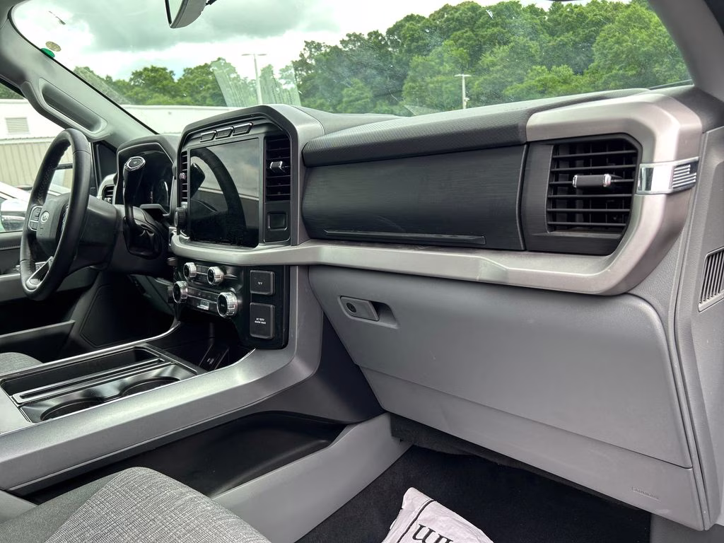 2023 Antimatter Blue Metallic Ford F-150 XLT 4X4 Truck