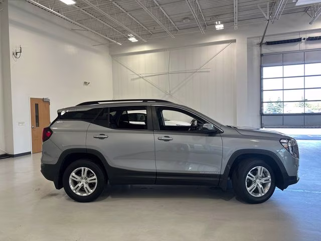 2023 Sterling Metallic GMC Terrain SLE AWD SUV