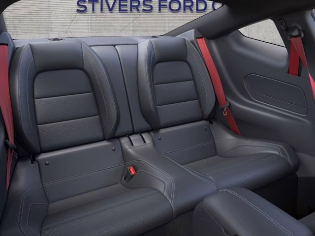 2026 Oxford White Ford Mustang GT RWD Coupe