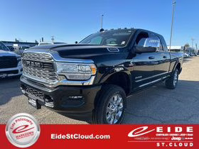 2023 Diamond Black Ram 3500 Limited 4X4 Truck