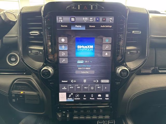 2023 Diamond Black Crystal Pearlcoat Ram 3500 Limited 4X4 Truck