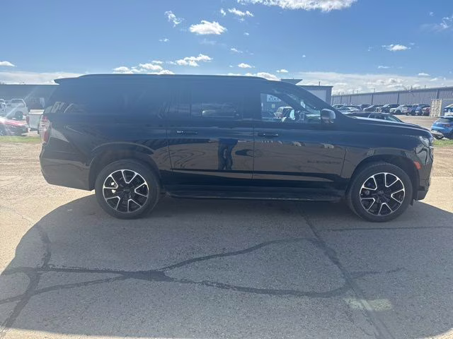 2023 Black Chevrolet Suburban RST 4X4 SUV